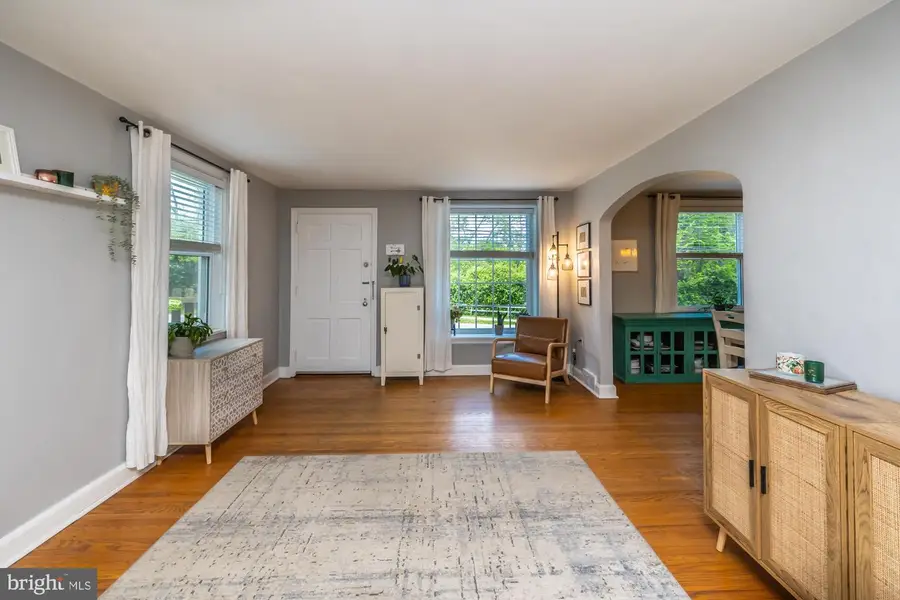 3024 Joshua Rd, Lafayette Hill, PA 19444 - #3