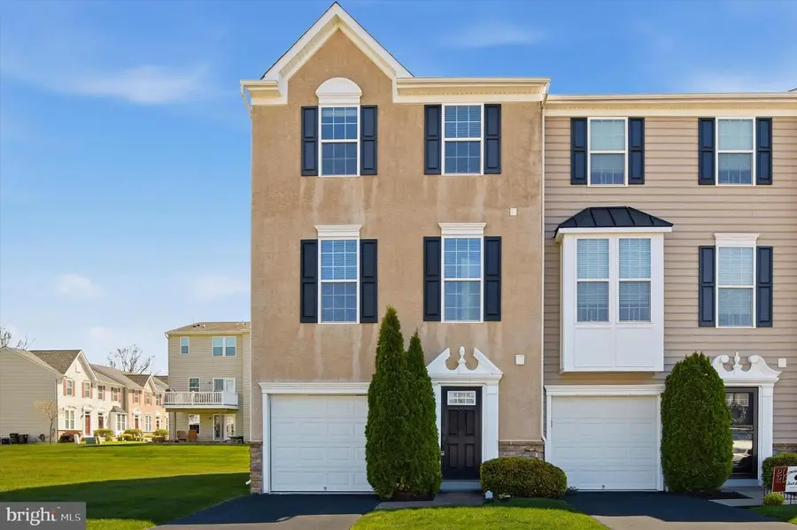 111 Sandpiper Ct, Gilbertsville, PA 19525 - #2