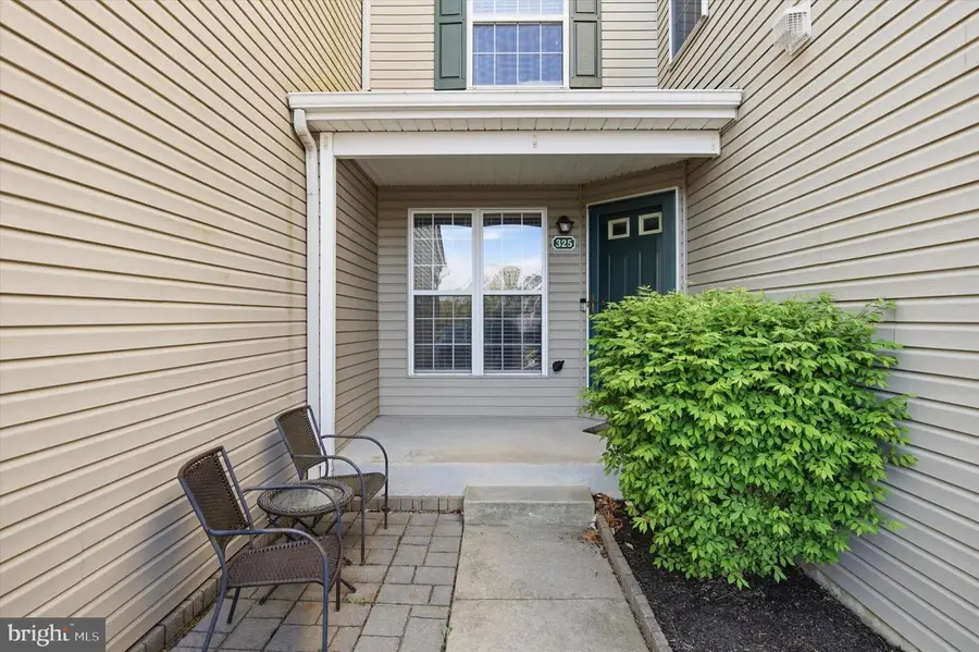 325 Green View Ct, Plymouth Meeting, PA 19462 - #3