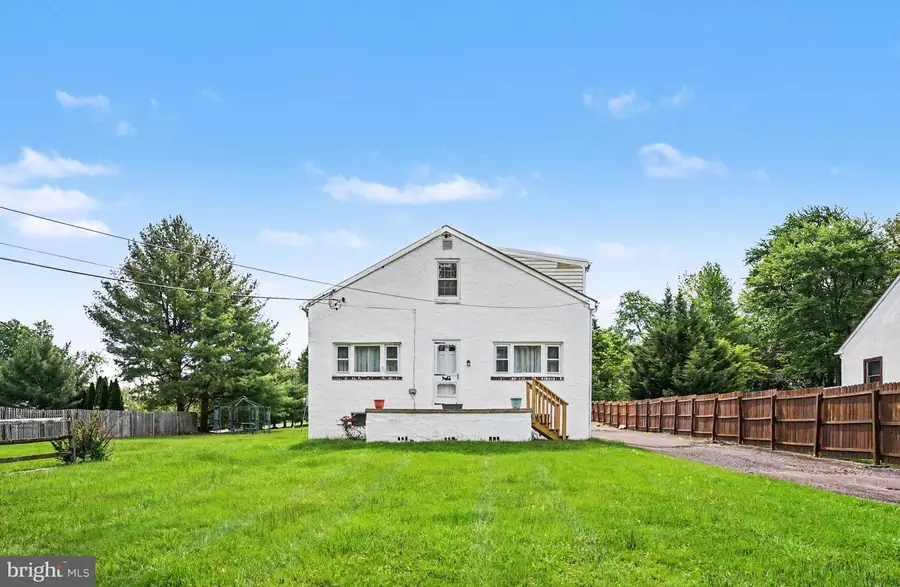 484 Fruit Farm Rd, Royersford, PA 19468 - #2