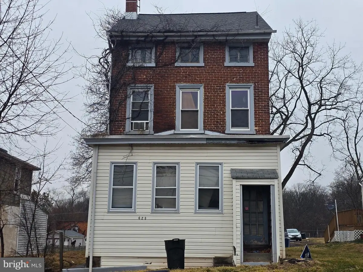623 Bridge St, Monterey Clare, PA 19453 - #1