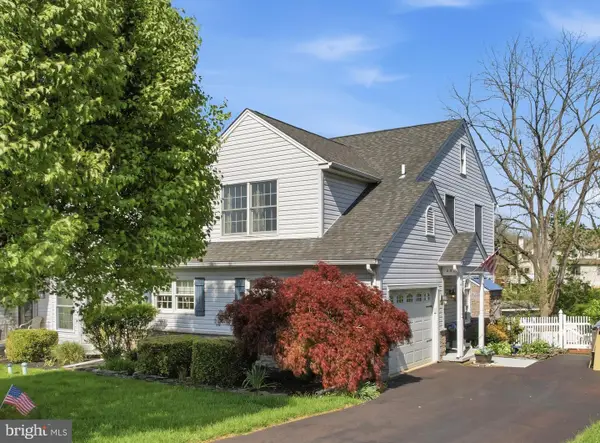 230 Sandown Ct, SOUDERTON, PA 18964
