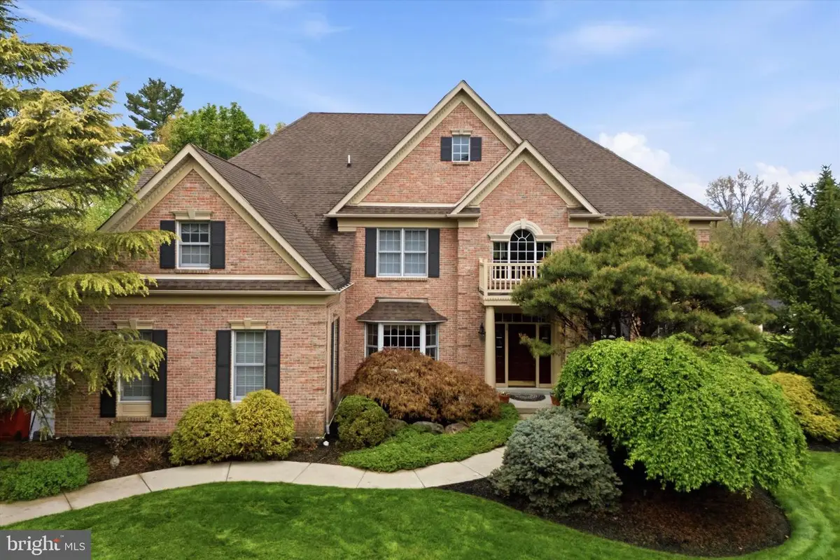 16 Chestnut Ln, North Wales, PA 19454 - #1