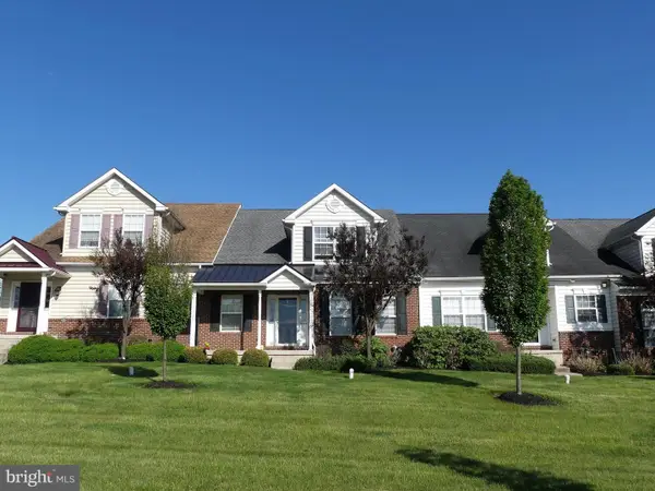 2133 Hanford Way, PENNSBURG, PA 18073
