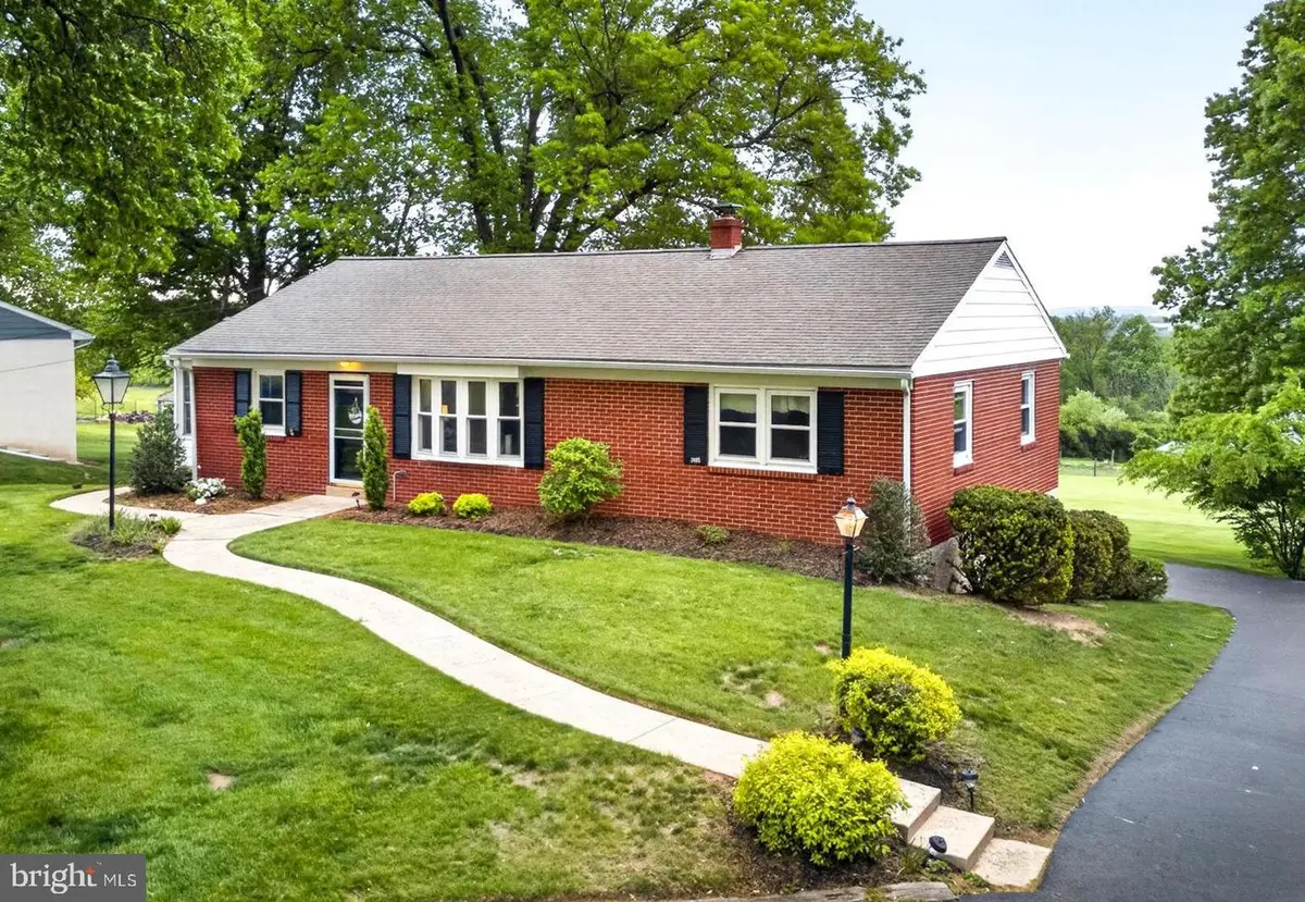 3400 Pruss Hill Rd, Pottstown, PA 19464 - #1