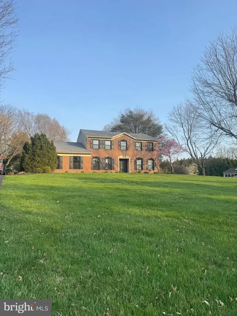 657 N Wales Rd, North Wales, PA 19454 - #1