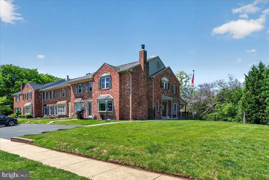 560 Susan Dr, King Of Prussia, PA 19406 - #3