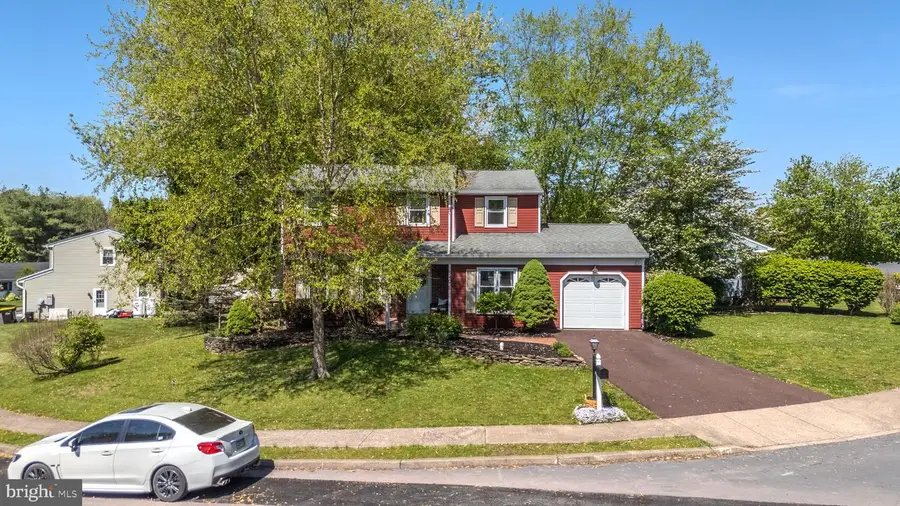 540 Pioneer Cir, Harleysville, PA 19438 - #2