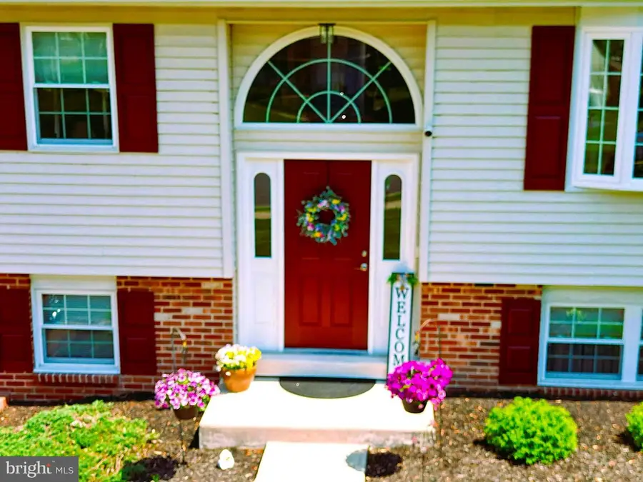 10 Red Cloud Cir, Royersford, PA 19468 - #3