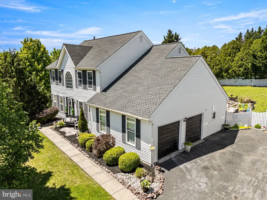 247 Green Tree Rd, Phoenixville, PA 19460 - #2