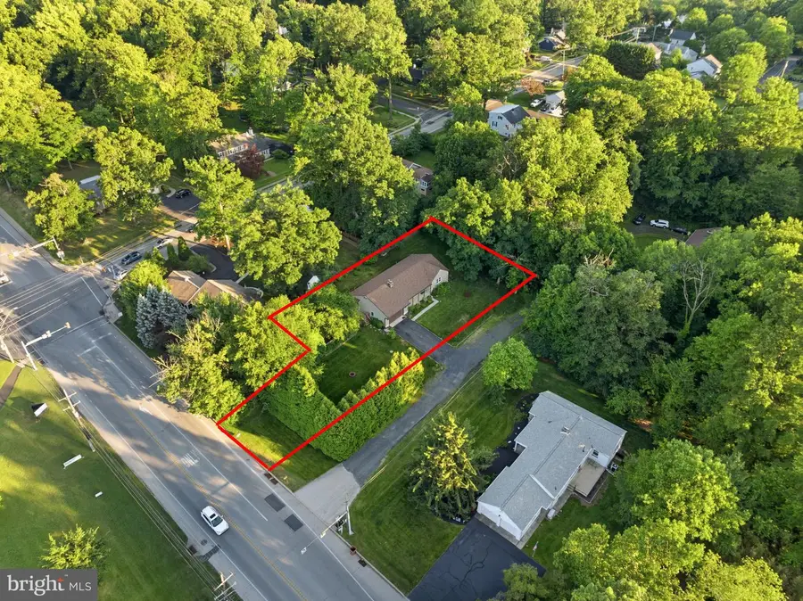 3310 Susquehanna Rd, Dresher, PA 19025 - #2