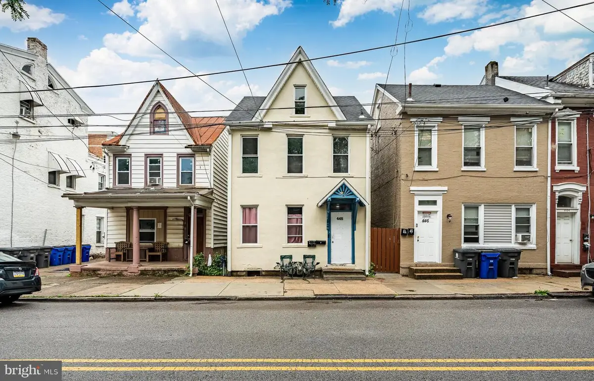448 King St, Pottstown, PA 19464 - #1