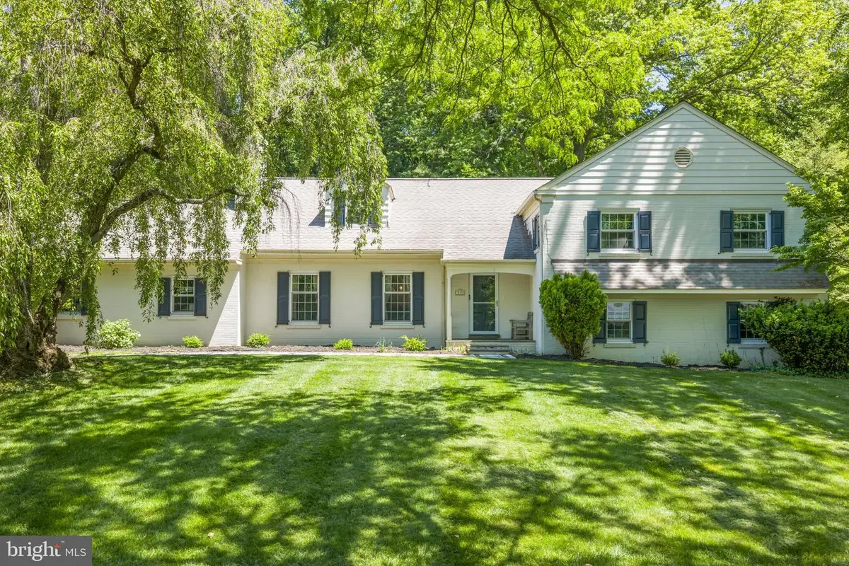 833 Great Springs Rd, Bryn Mawr, PA 19010 - #1