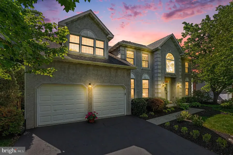 153 Country Club Dr, Lansdale, PA 19446 - #2