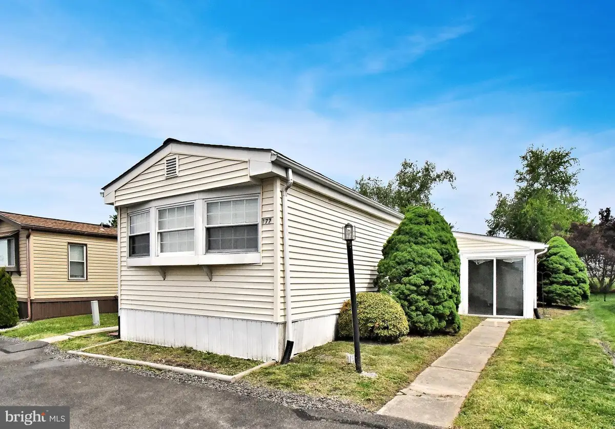 177 Bent Pine Hl, North Wales, PA 19454 - #1