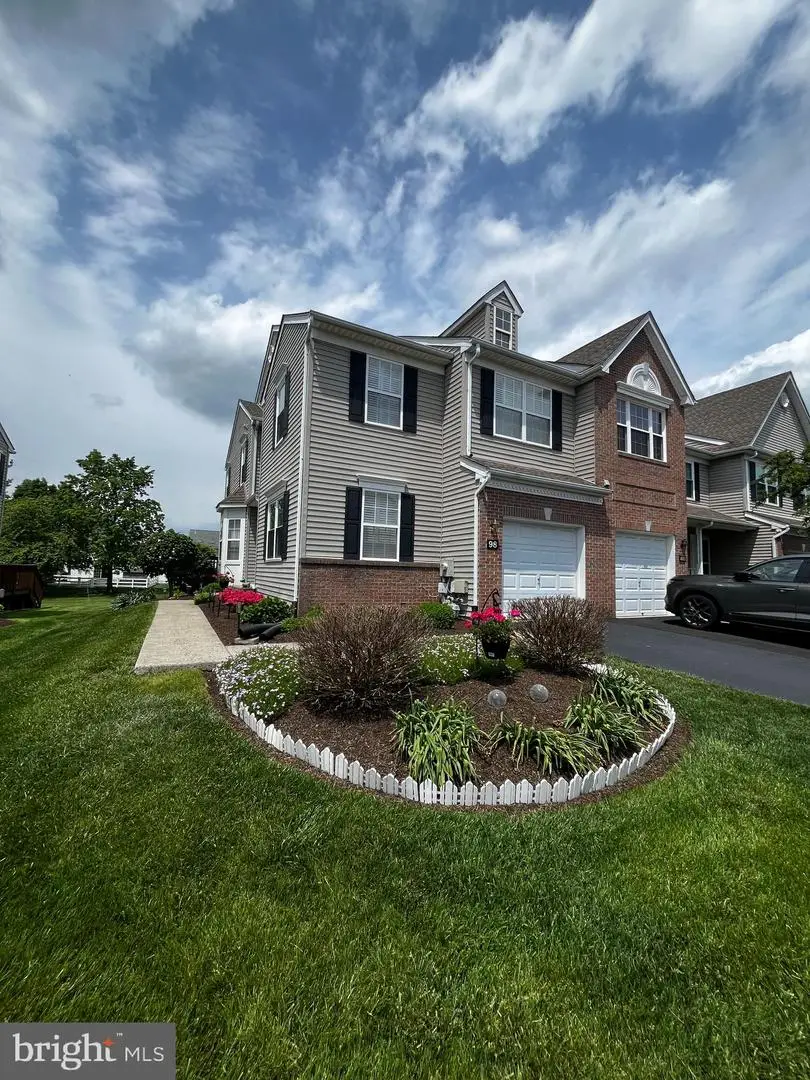 98 Walker Rd, Royersford, PA 19468 - #1