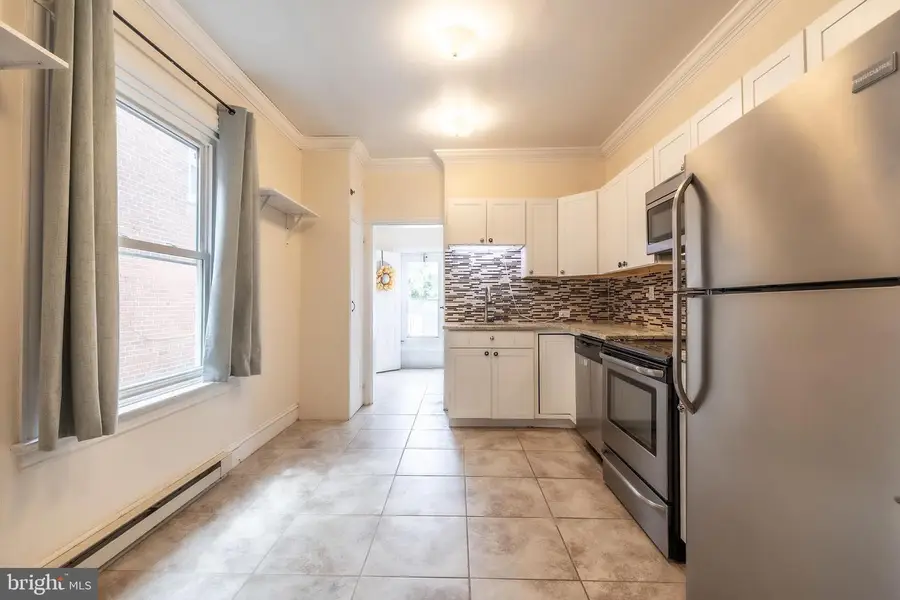551 Main St, Pennsburg, PA 18073 - #3