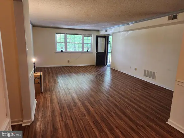 107 Woodstream Dr #condo 107, WEST NORRITON, PA 19403