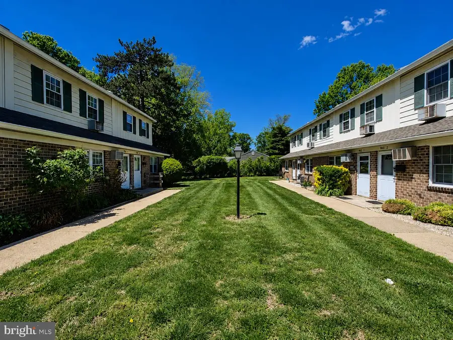 902 N York Rd #5, Willow Grove, PA 19090 - #3