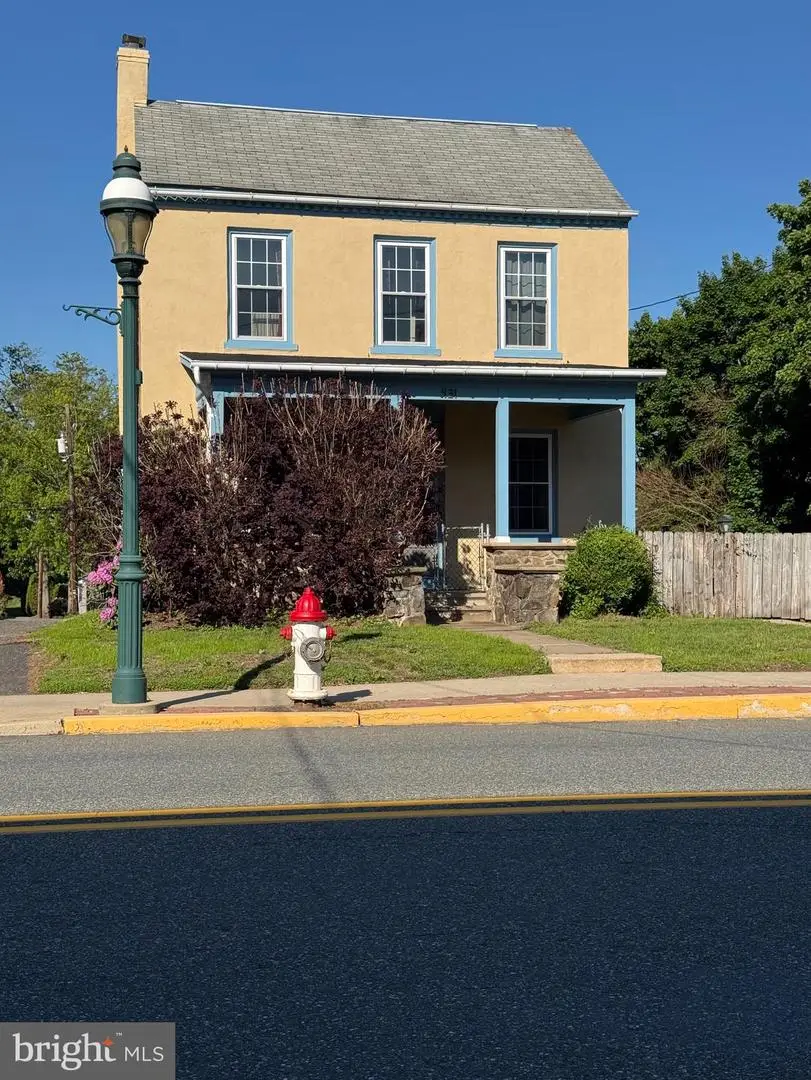 431 Main St, East Greenville, PA 18041 - #2