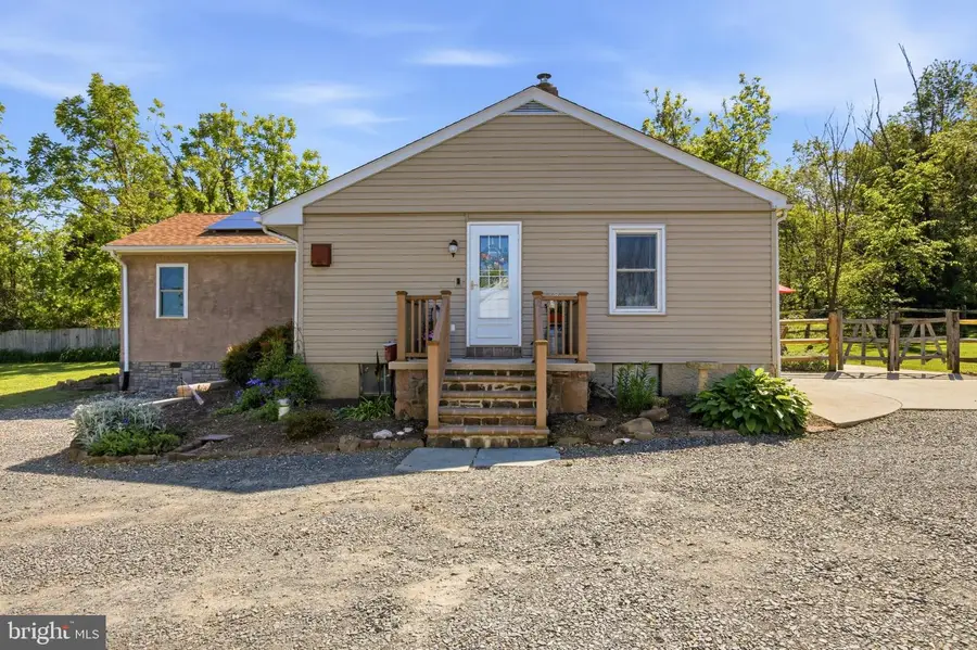 2301 N Charlotte St, Pottstown, PA 19464 - #2