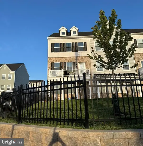 2 Karpovich Aly Aly, BRIDGEPORT, PA 19405