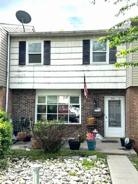 353 Washington St #, Pennsburg, PA 18073 - #1