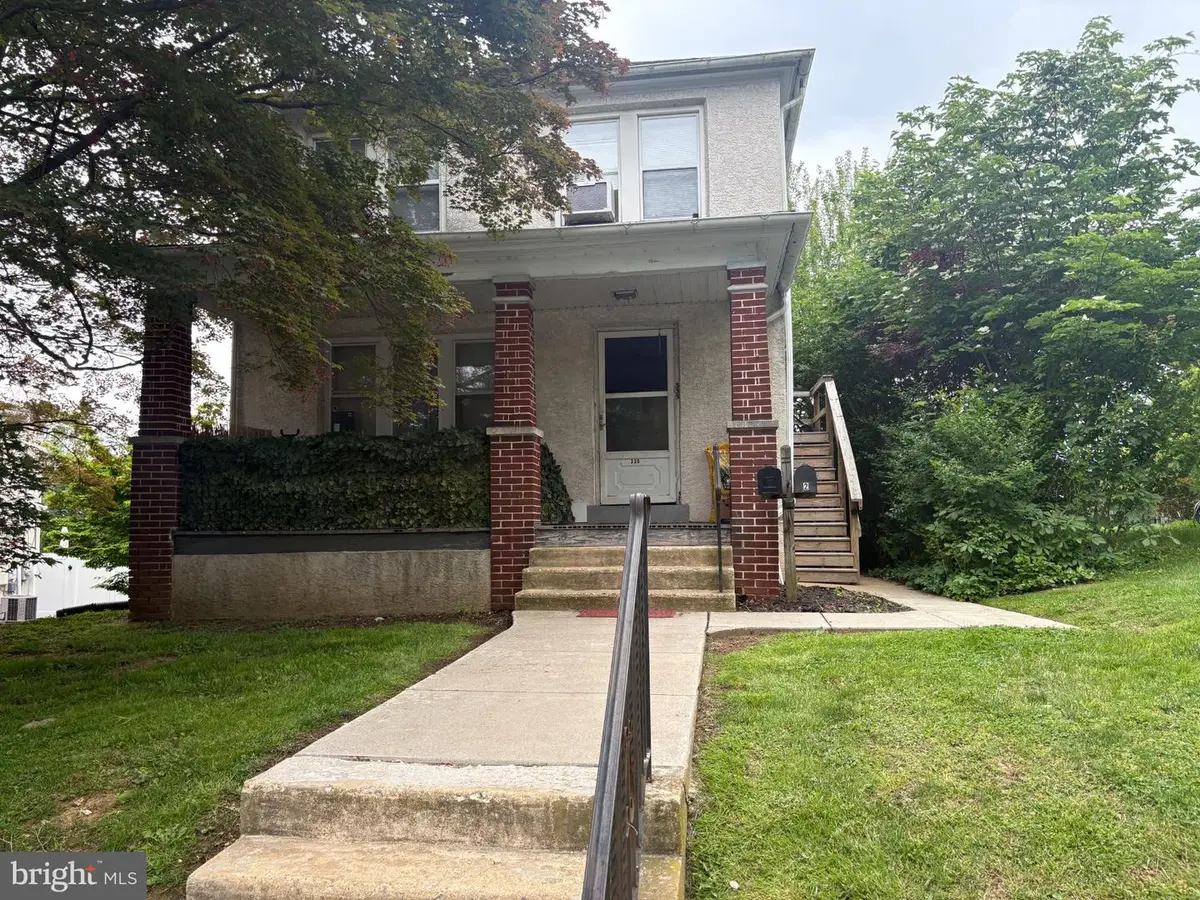 335 E 11th Ave, Conshohocken, PA 19428 - #1
