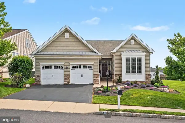 2237 Cooper Dr, SCHWENKSVILLE, PA 19473