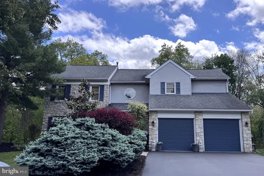 250 Freeland Dr, Collegeville, PA 19426 - #2
