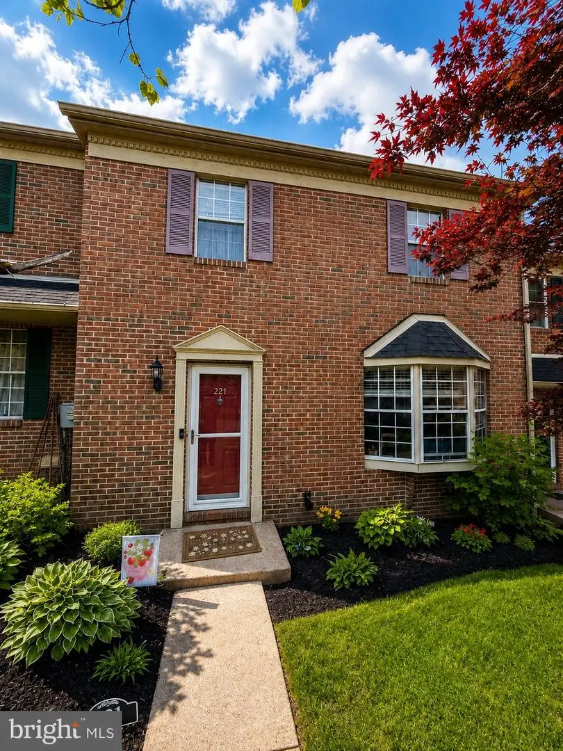 221 Goshen, Schwenksville, PA 19473 - #1
