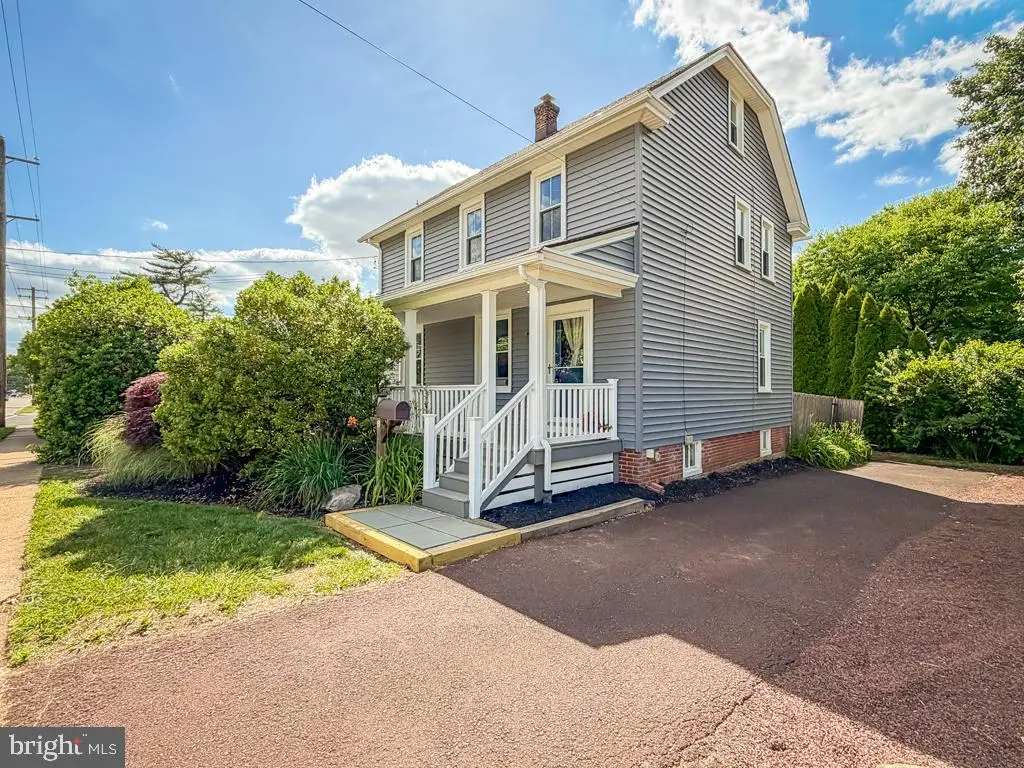 308 Lansdale Ave, Lansdale, PA 19446 - #1