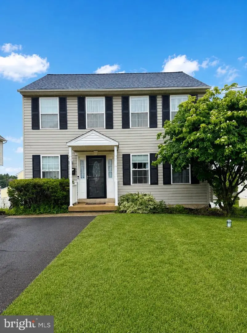 140 Central Ave, Souderton, PA 18964 - #1