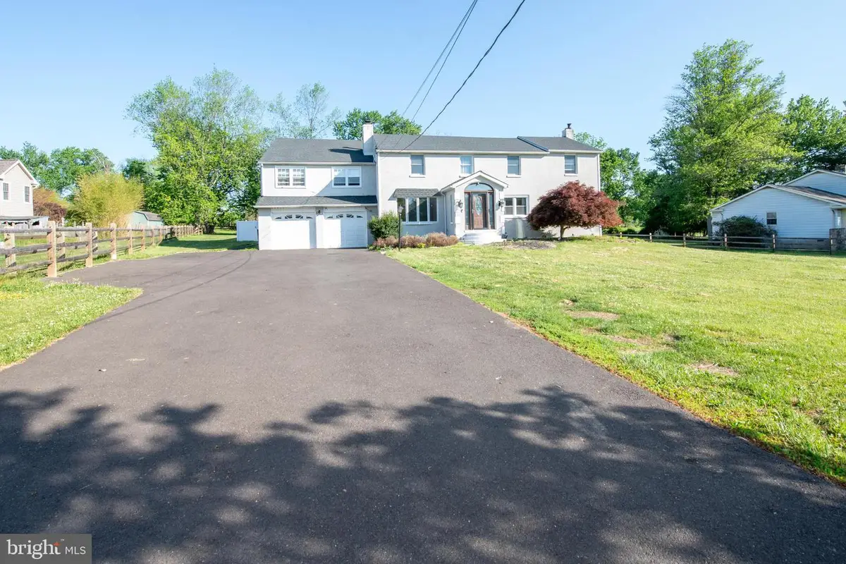 316 Babylon Rd, Horsham, PA 19044 - #1
