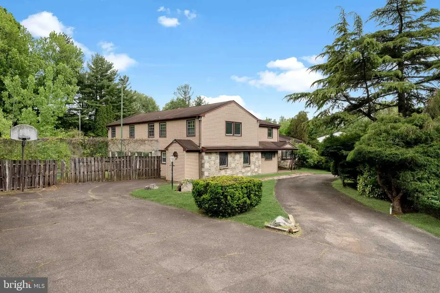 3873 Pine Rd, Huntingdon Valley, PA 19006 - #3