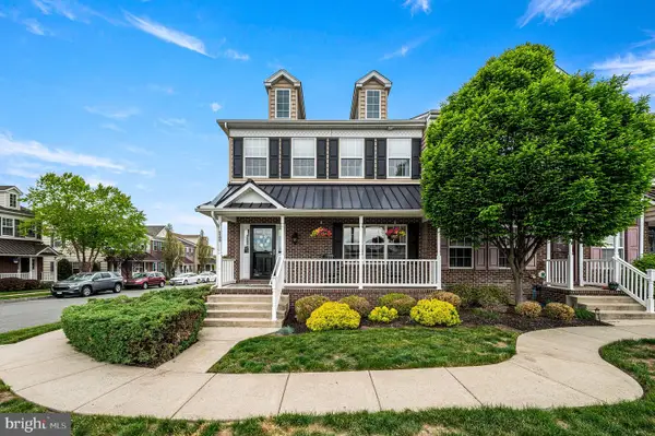 2100 Atwood Ter, PENNSBURG, PA 18073