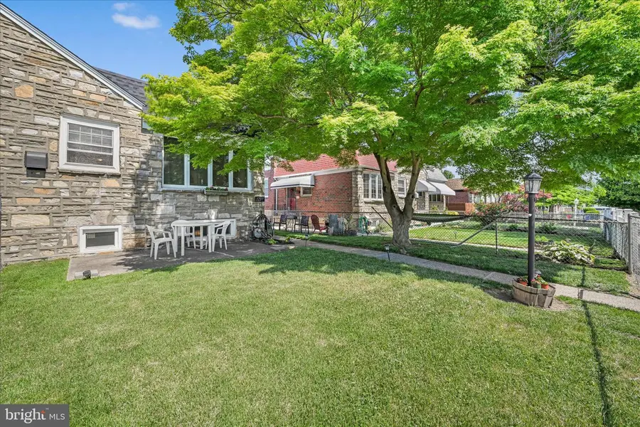 1707 Kendrick Ln, Norristown, PA 19401 - #2