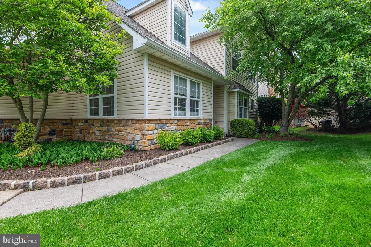 123 Shoal Creek Dr, Blue Bell, PA 19422 - #1
