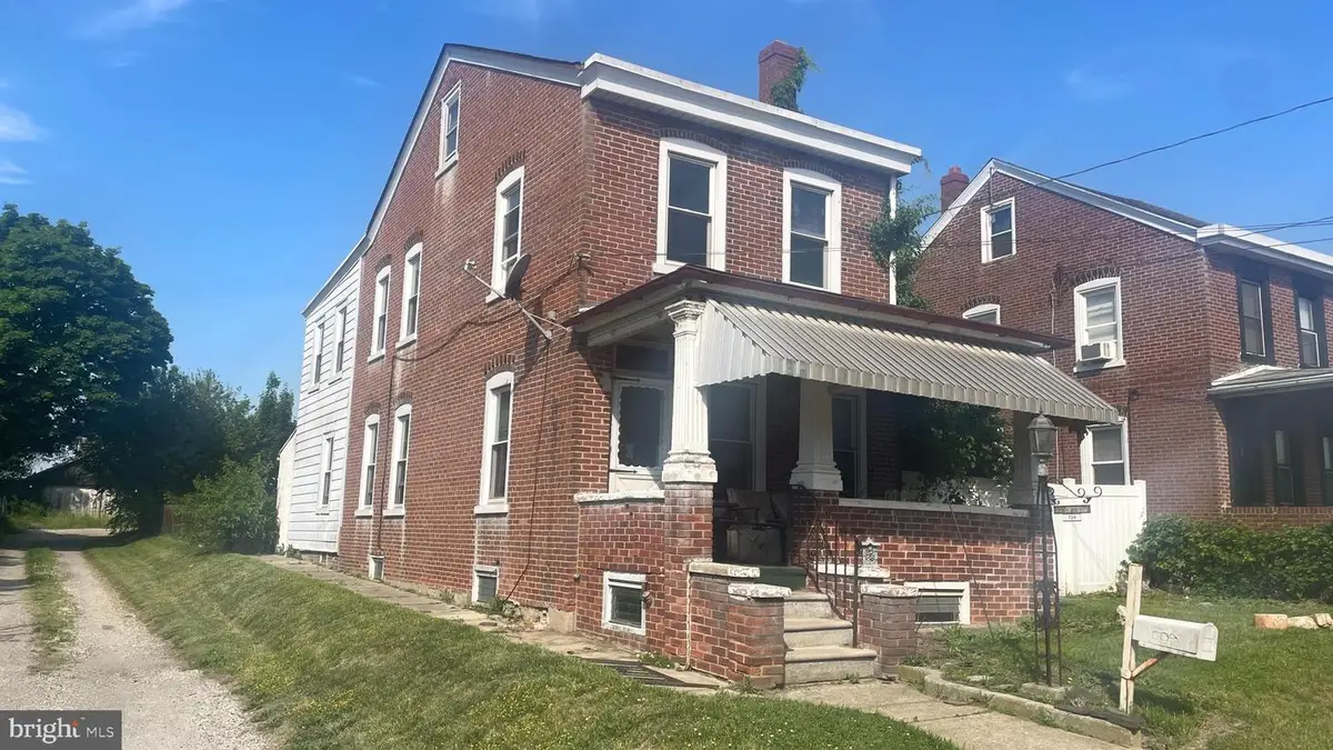 724 Tose St, Bridgeport, PA 19405 - #1