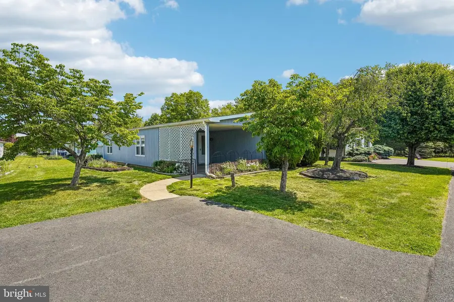 713 Cypress Ct, North Wales, PA 19454 - #2