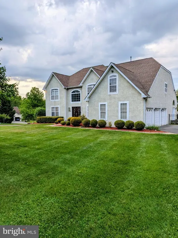 611 Tall Pines Ln, HORSHAM, PA 19044