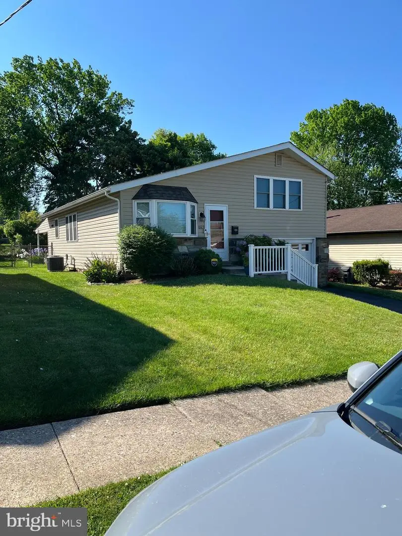 1513 Lindbergh Ave, Abington, PA 19001 - #1