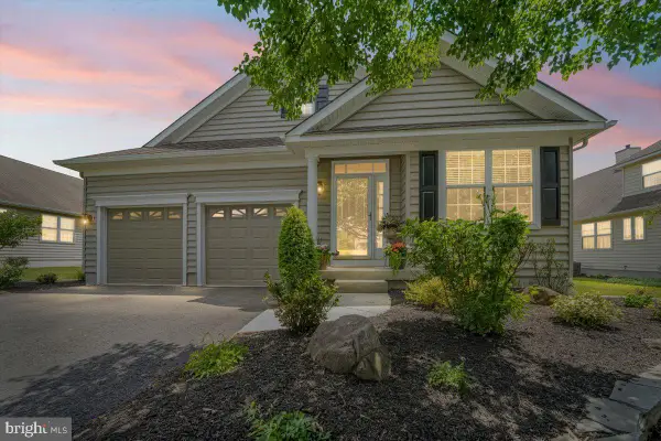 156 Masters Dr, POTTSTOWN, PA 19464