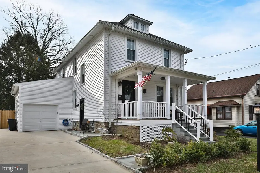 206 Wood St, Hatboro, PA 19040 - #2