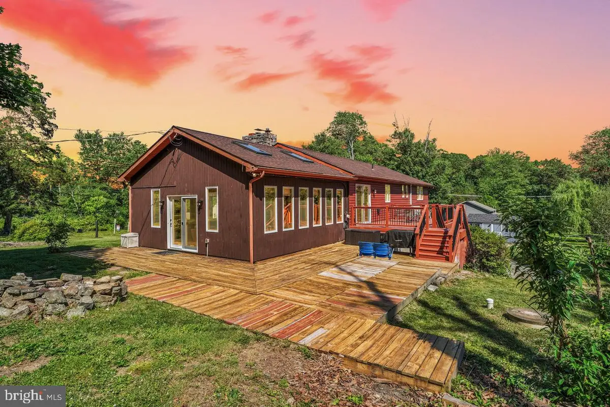 2394 Hill Rd, Perkiomenville, PA 18074 - #1