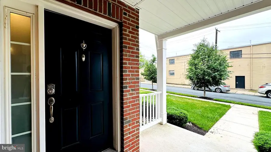 29 N Mitchell Ave, Lansdale, PA 19446 - #3