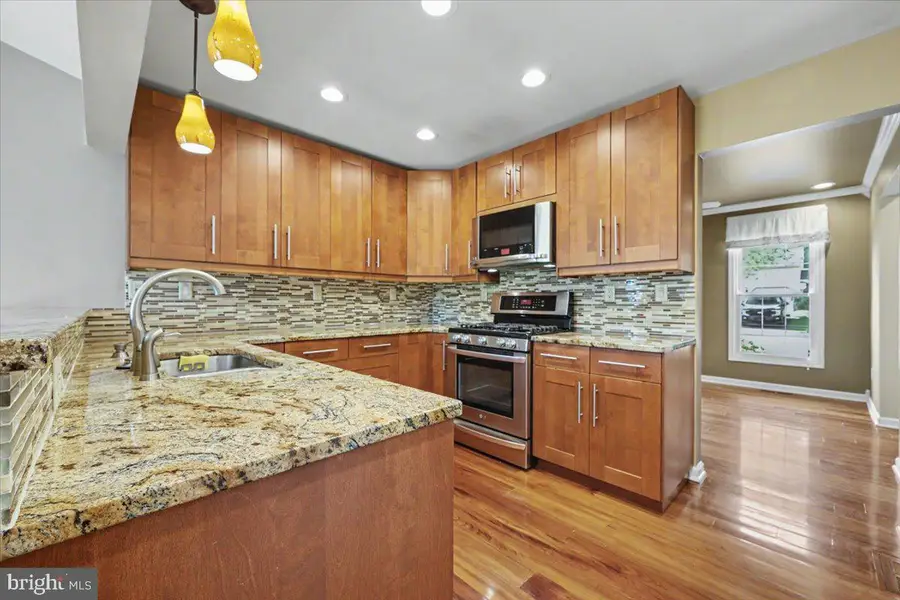 105 Abbey Dr, Royersford, PA 19468 - #3