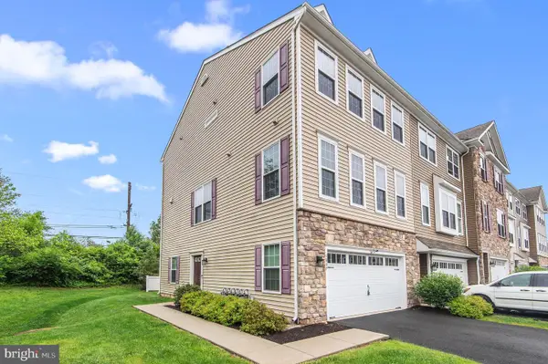 1037 Chapman, HATFIELD, PA 19440