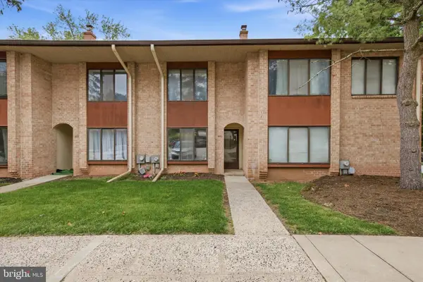 202 Stonybrook Dr #202, WEST NORRITON, PA 19403