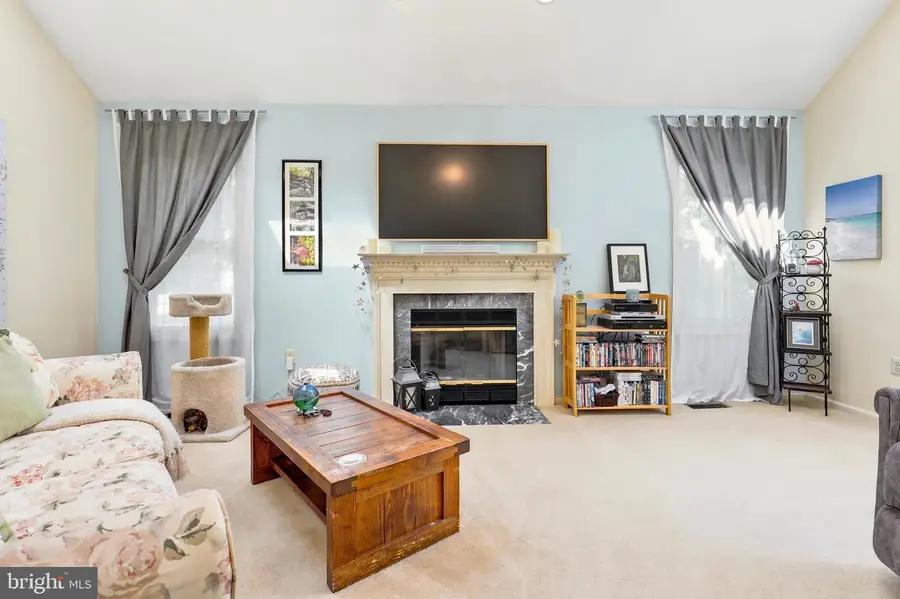 111 Blue Ribbon Dr, North Wales, PA 19454 - #3